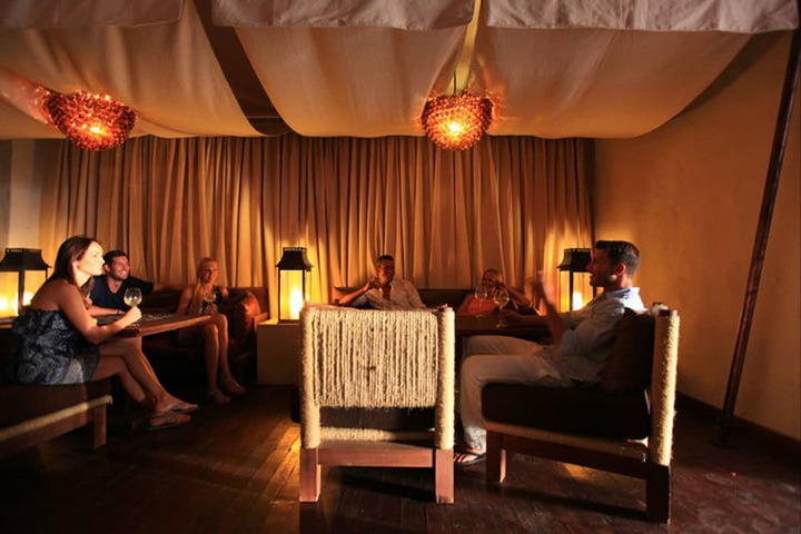 Lounge 57 of 81