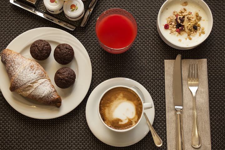 Breakfast/Coffee Service 25 of 29
