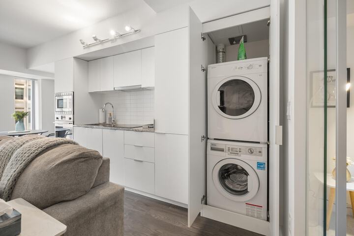 Laundry 114 of 144