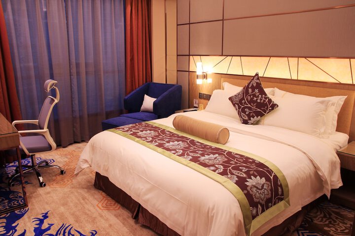 Room 5 of 39