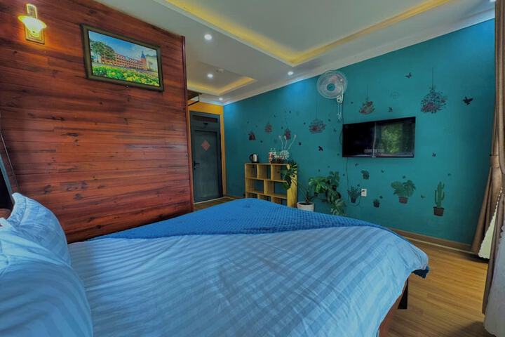 Room 66 of 146