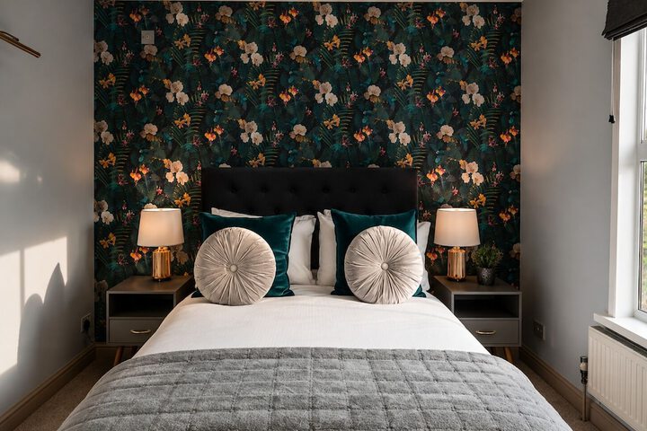 Room 27 of 46