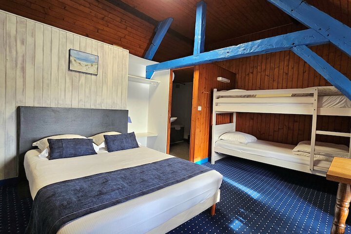 Room 7 of 26
