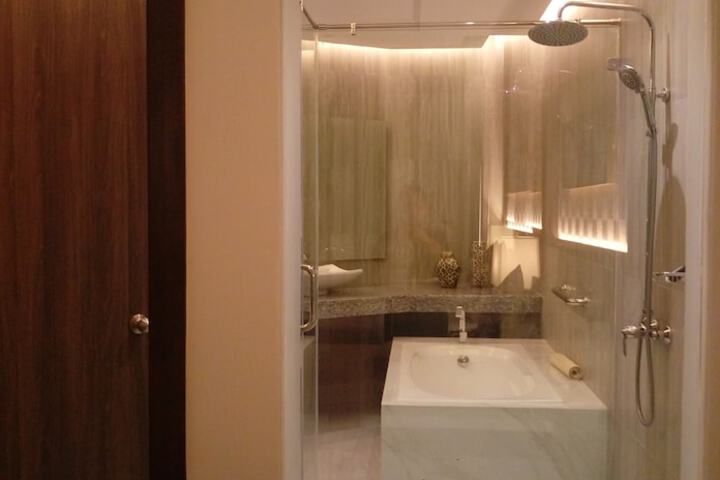 Room 22 of 30
