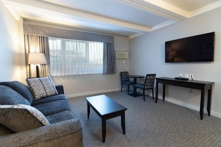 Room 16 of 20