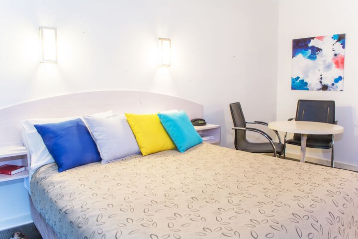 Room 4 of 52