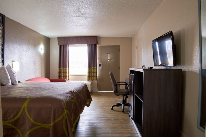Room 14 of 47