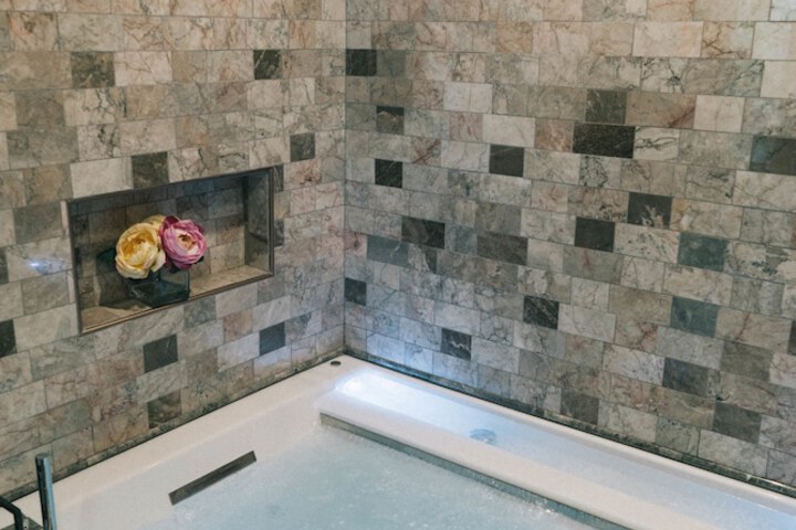 Hot Tub 30 of 61