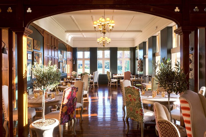 Dining 90 of 138