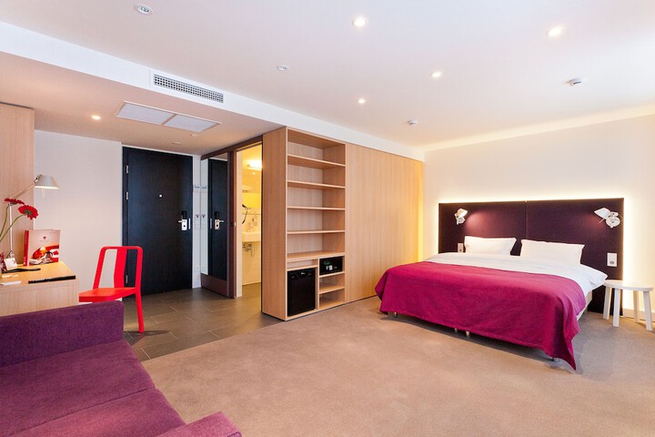 Room 18 of 44