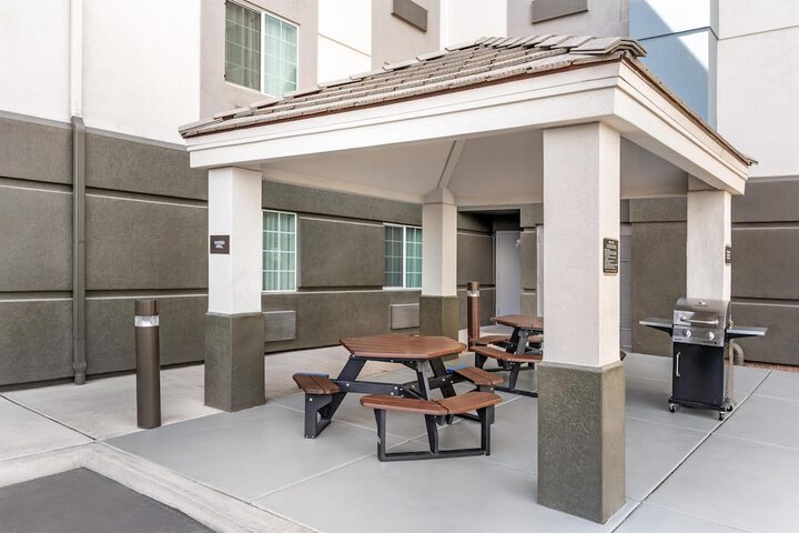 BBQ/picnic area