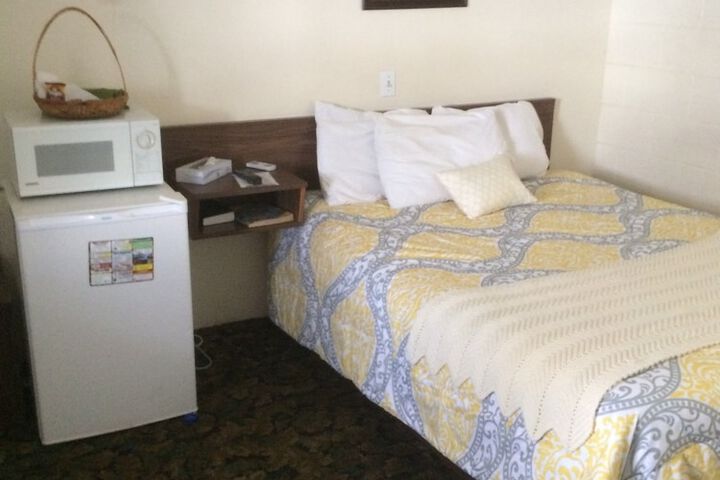 Room 15 of 30