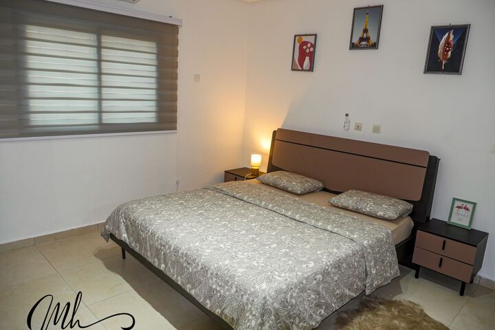 MH SERVICES RESIDENCE