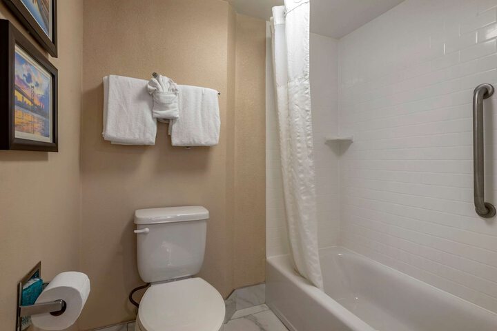 2 Double Beds (5 of 17)