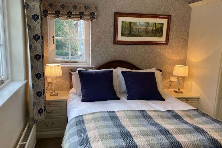 Room 3 of 15