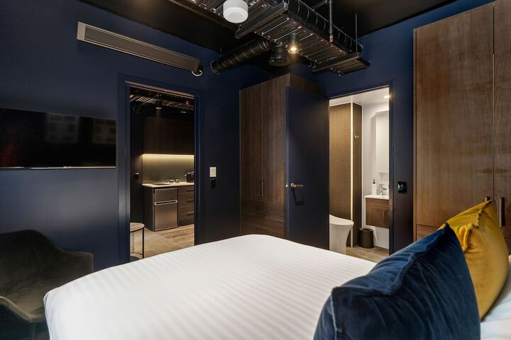 Room 8 of 45