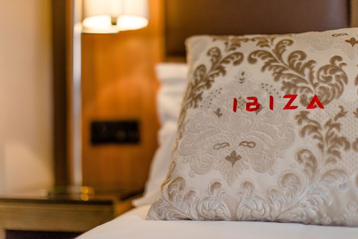Room 21 of 75