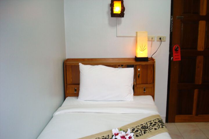 Room 21 of 84