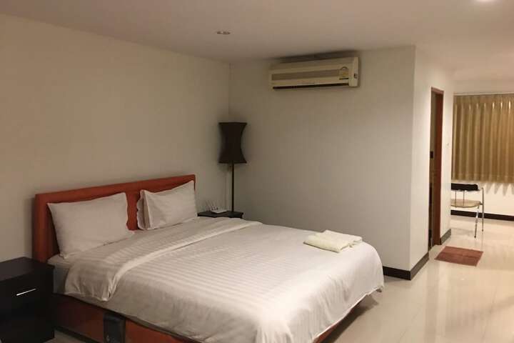 Room 40 of 68
