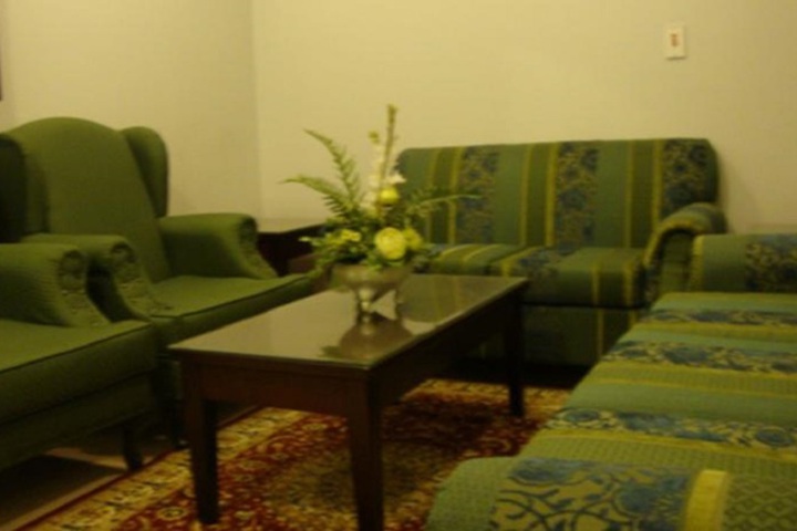 Room 7 of 10