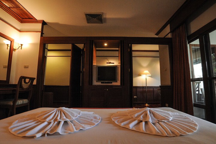Room 11 of 51
