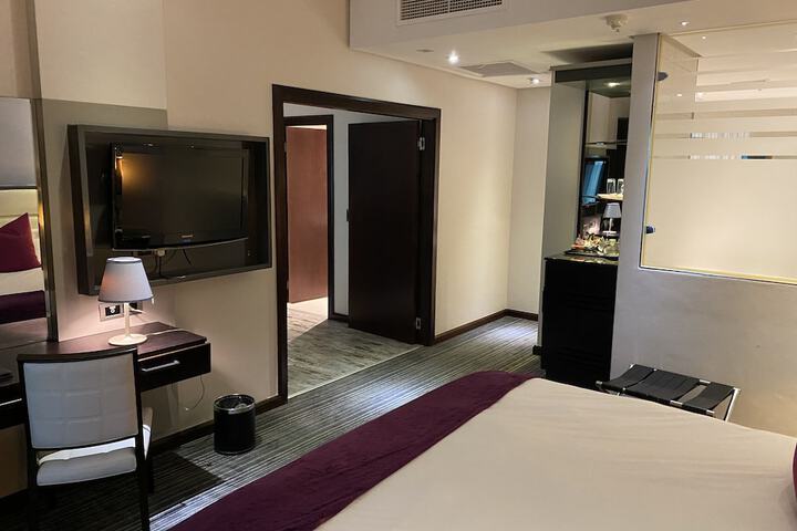 Room 37 of 113