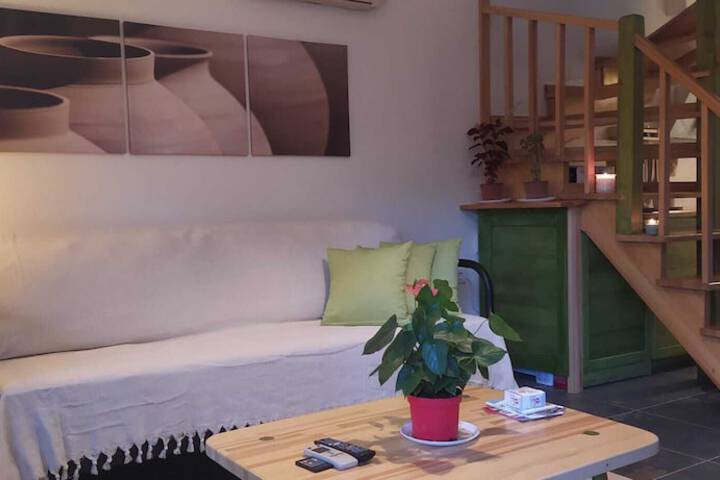Room 10 of 11