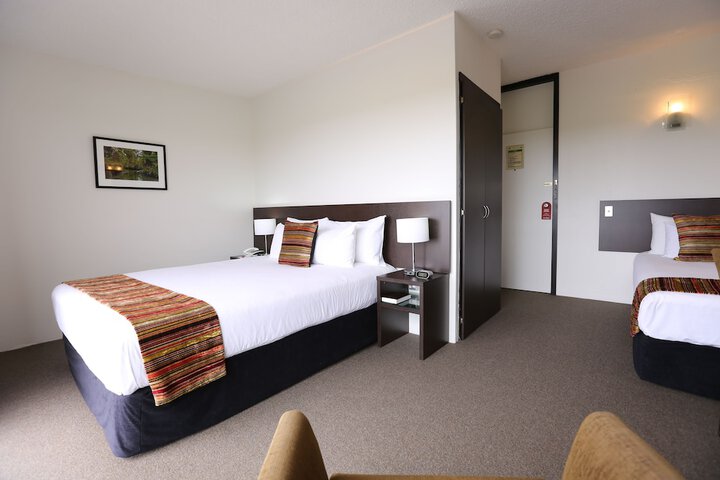 Room 10 of 47