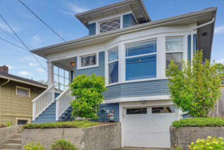 Phinney Ridge Horizon House Home in Seattle, WA