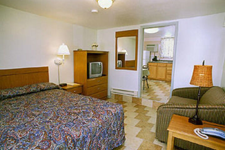 Buccaneer Motel