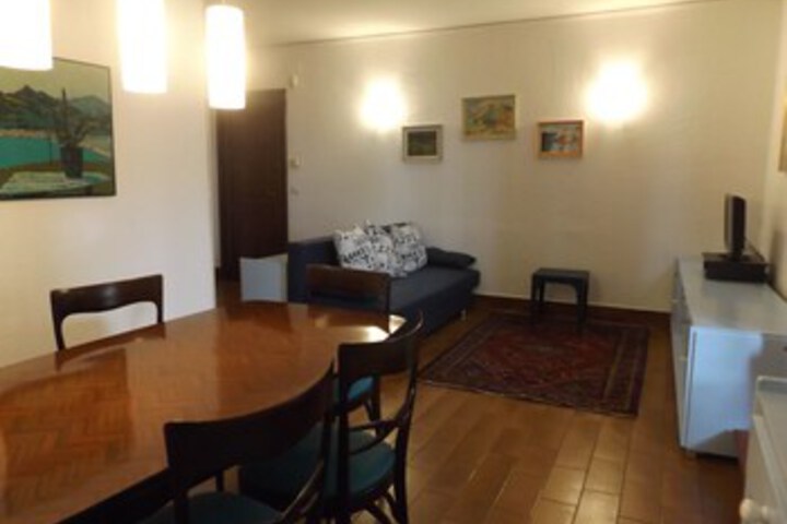 Room 22 of 46