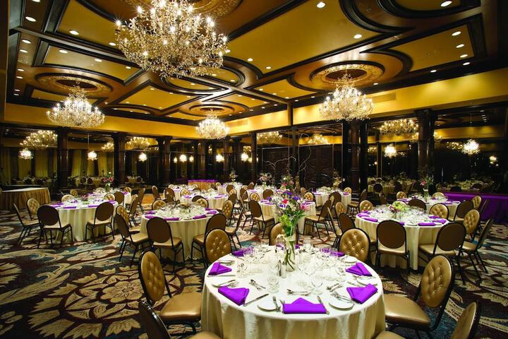 Banquet hall