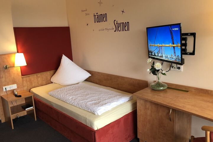 Room 16 of 55