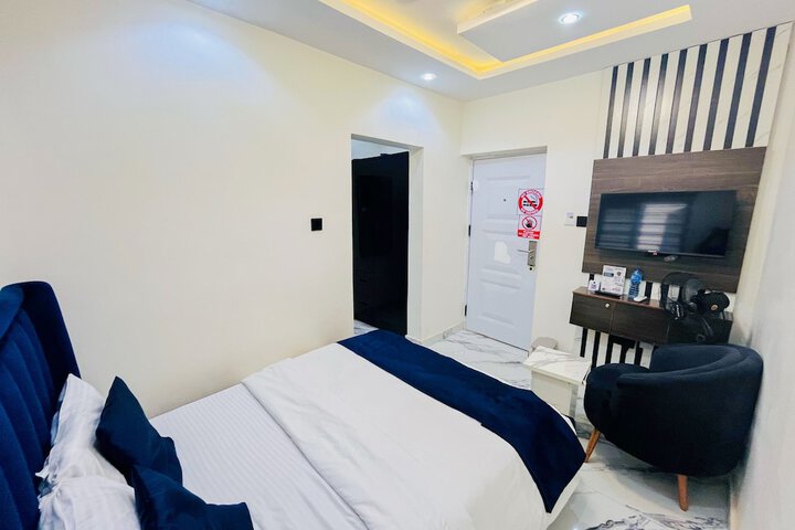 Room 17 of 22