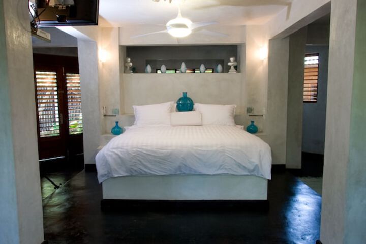 Room 10 of 55
