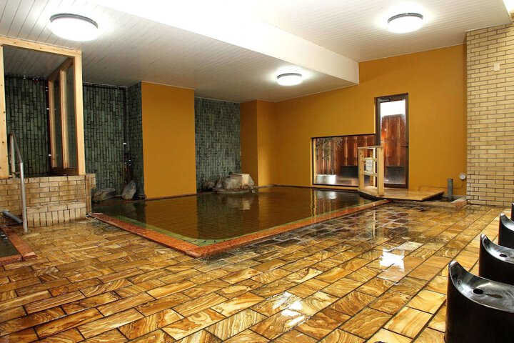 Room 23 of 40