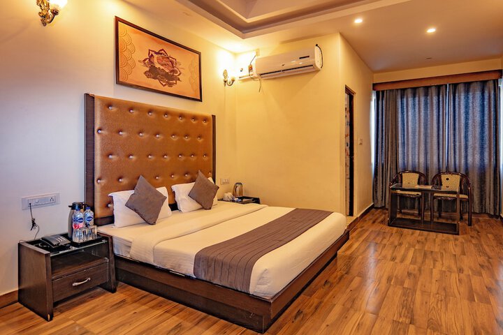 Room 48 of 114