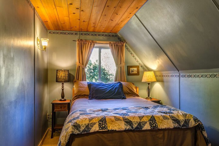Room 73 of 274