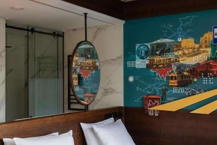 Room 7 of 21