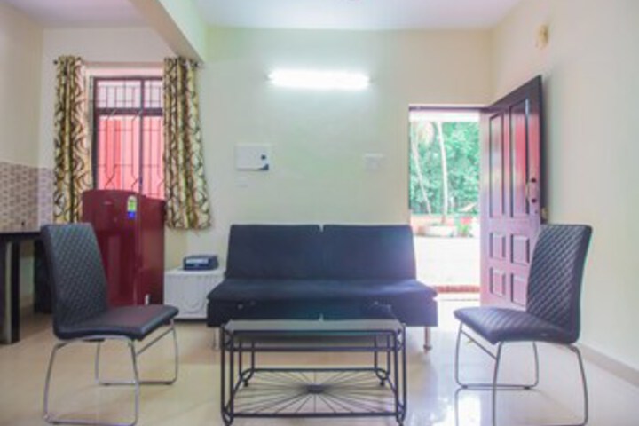 Room 10 of 26