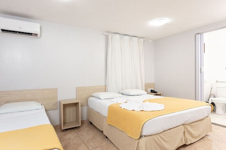 Room 10 of 35