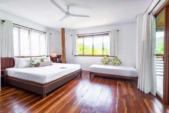 Room 3 of 15