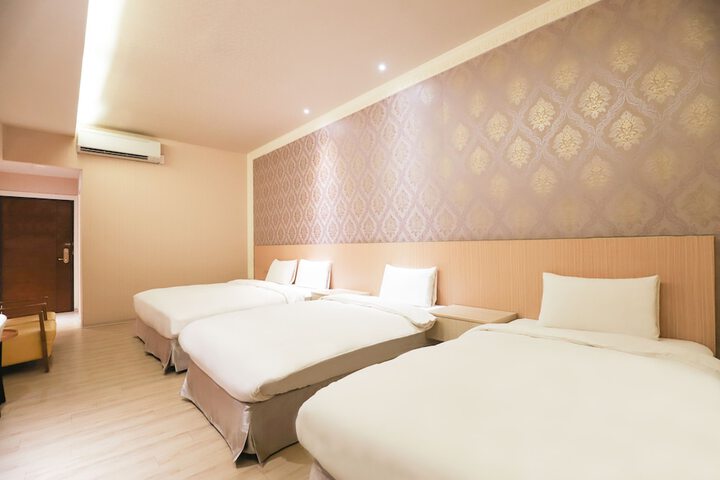 Room 29 of 59