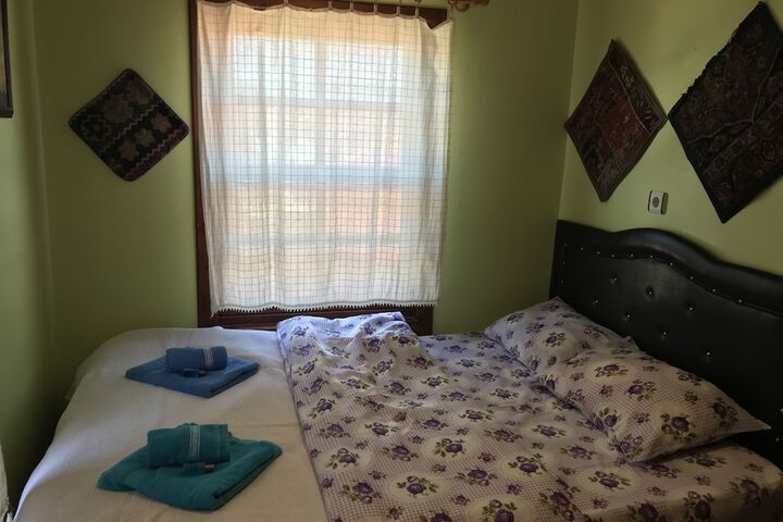 Room 8 of 29