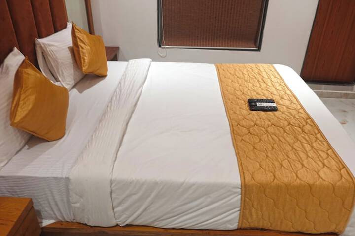 Room 7 of 23