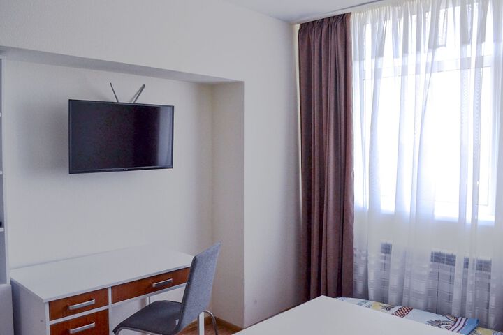 Room 28 of 128