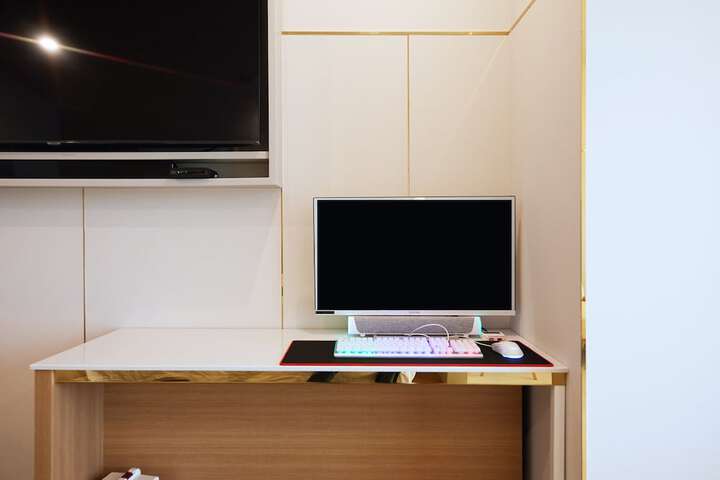 Room 11 of 53