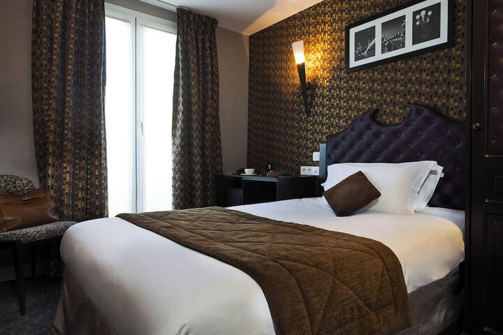 Room 16 of 29