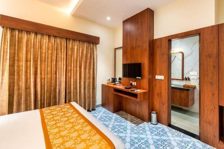 Room 3 of 11