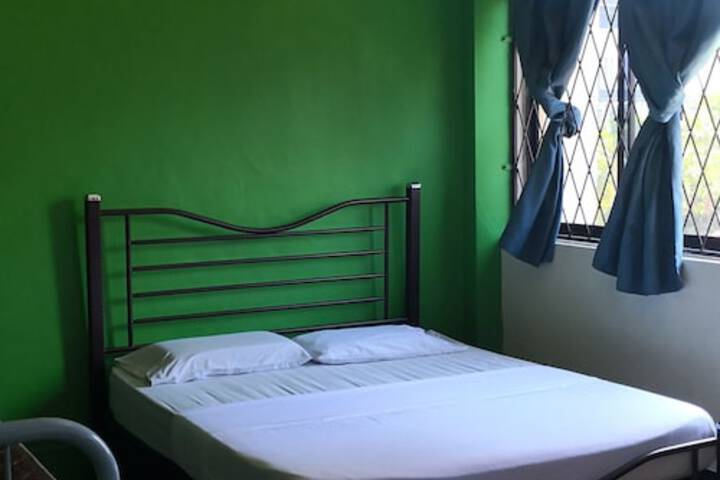 Room 17 of 50
